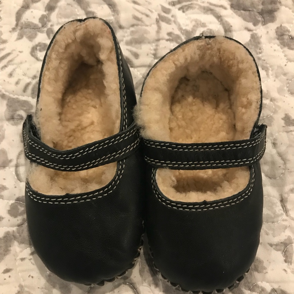 Infant uggs